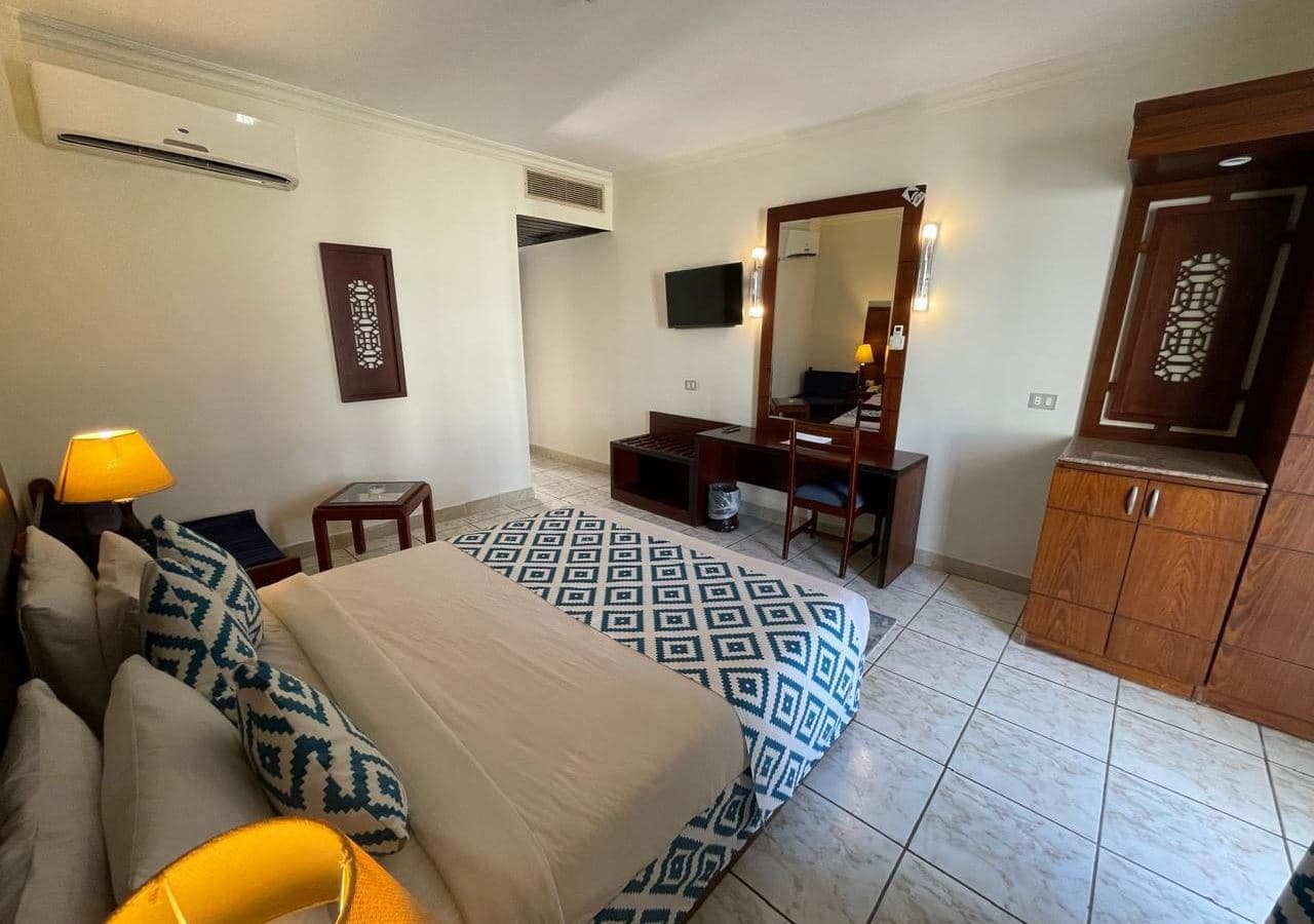 rooms-standard-room