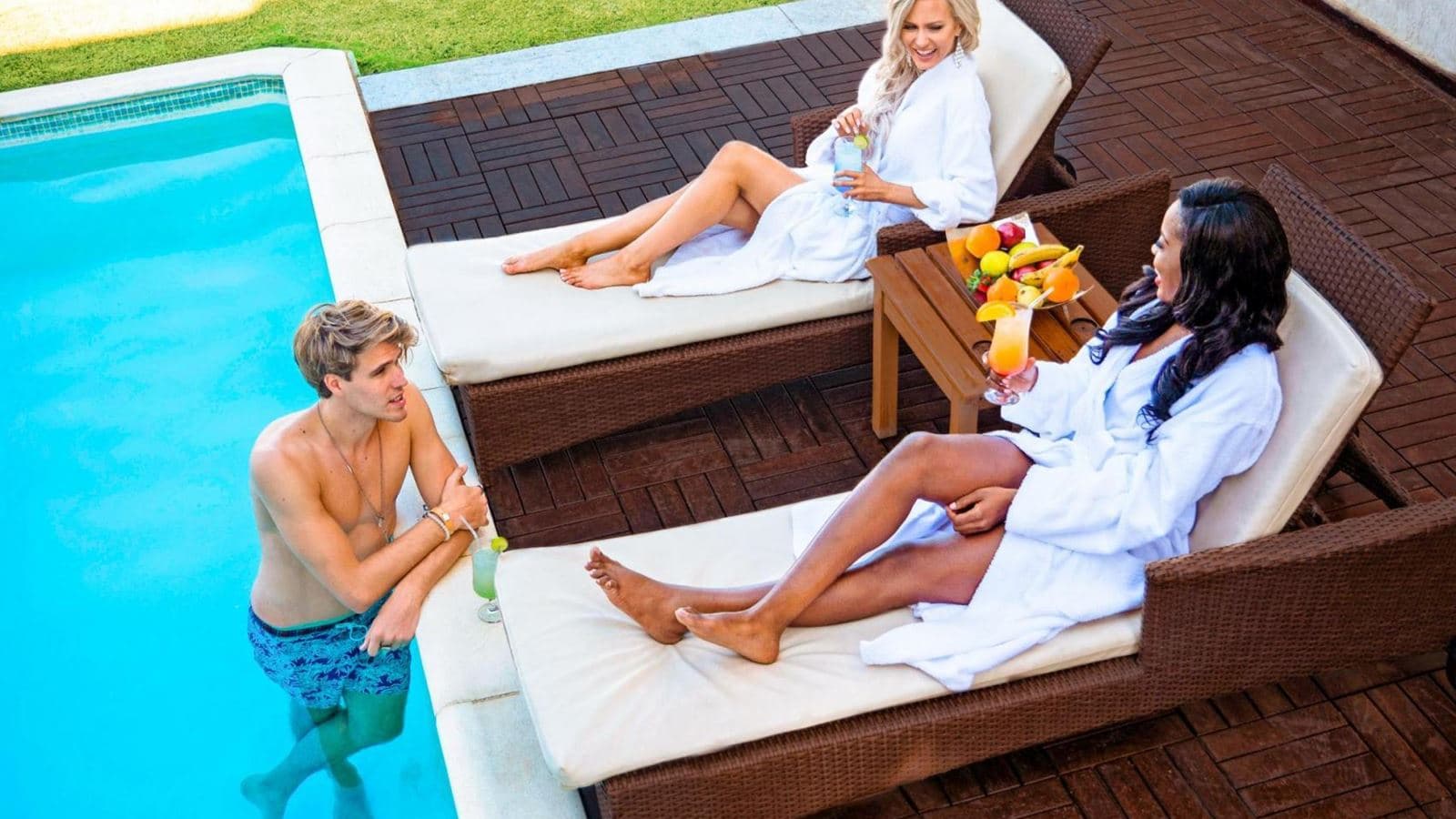 rooms-pool-suite