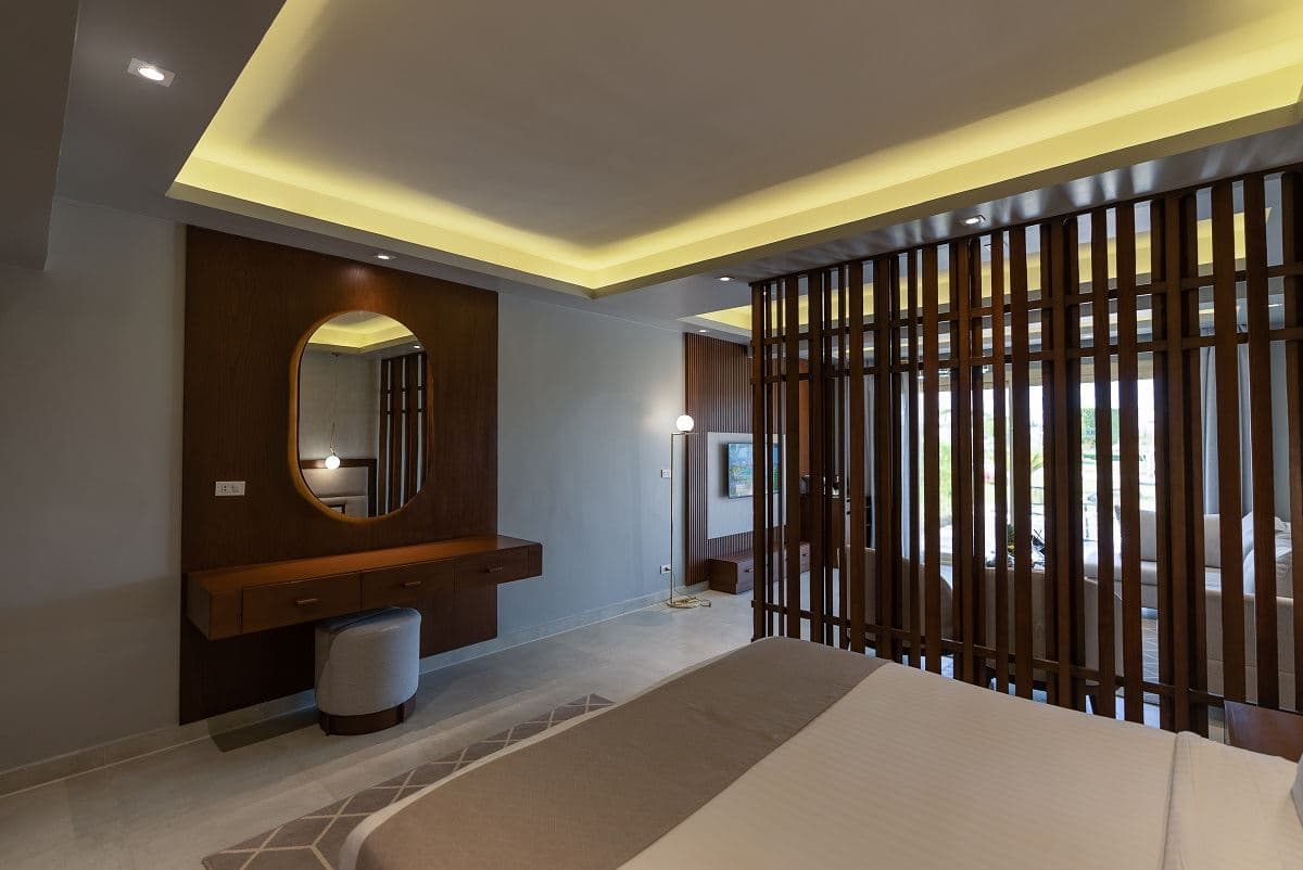 rooms-posh-club-royal-suite-sv