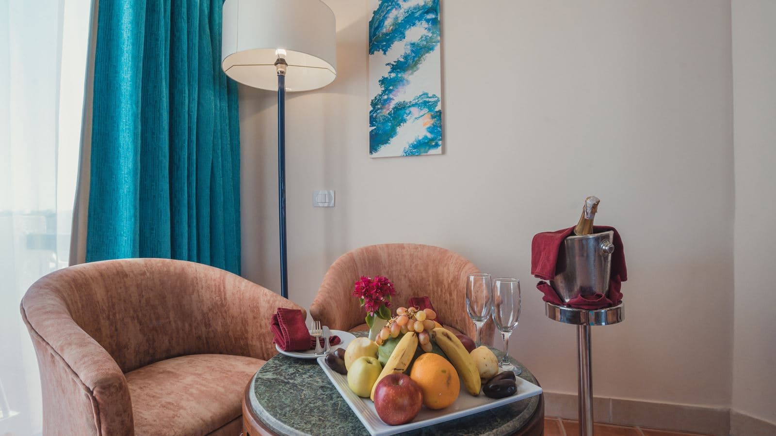 rooms-economy-room