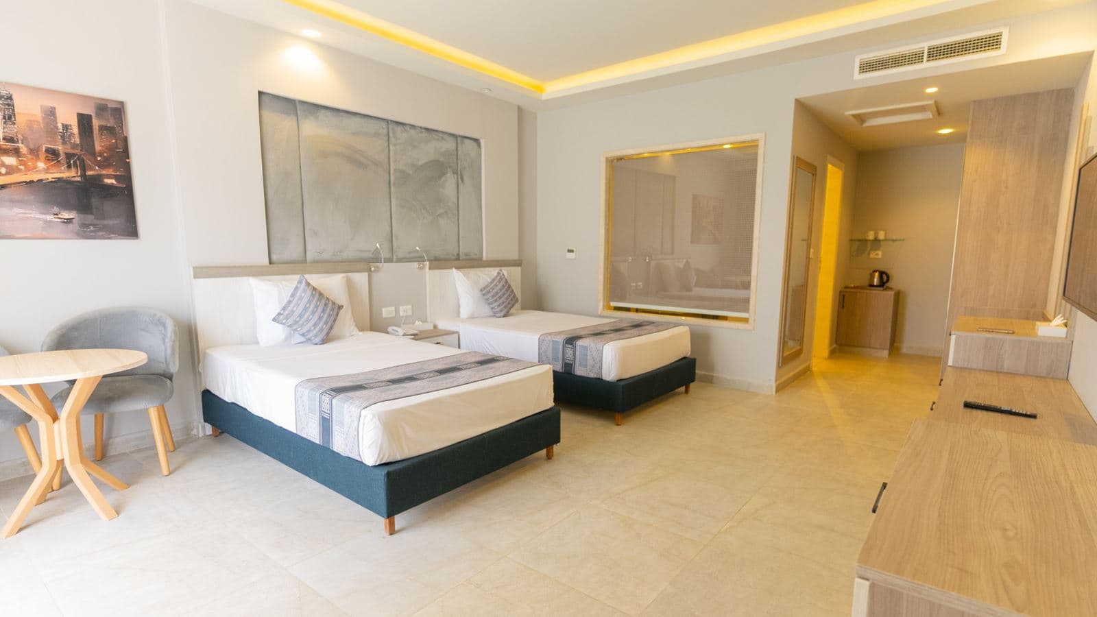 rooms-deluxe-room