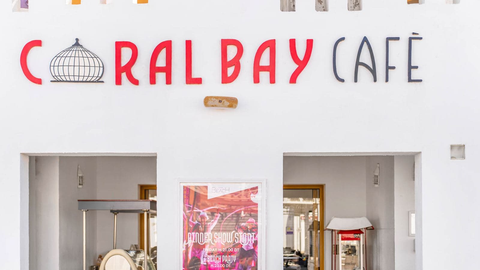 bars-coral-bay-cafe