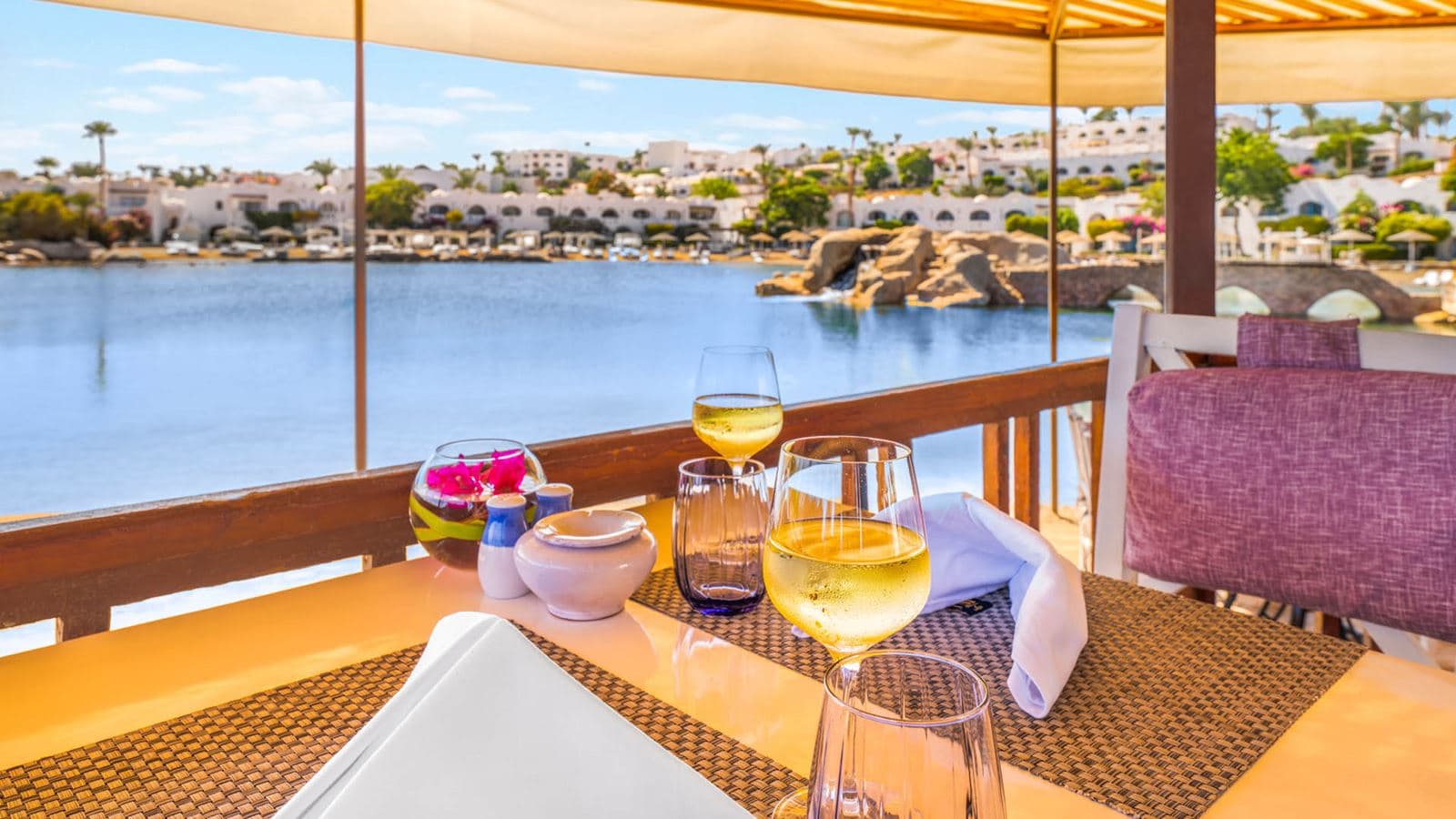 restaurants-blue-lake