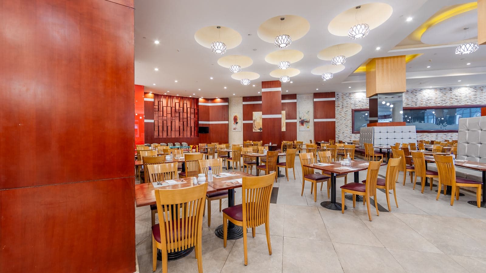 restaurants-le-monde-restaurant