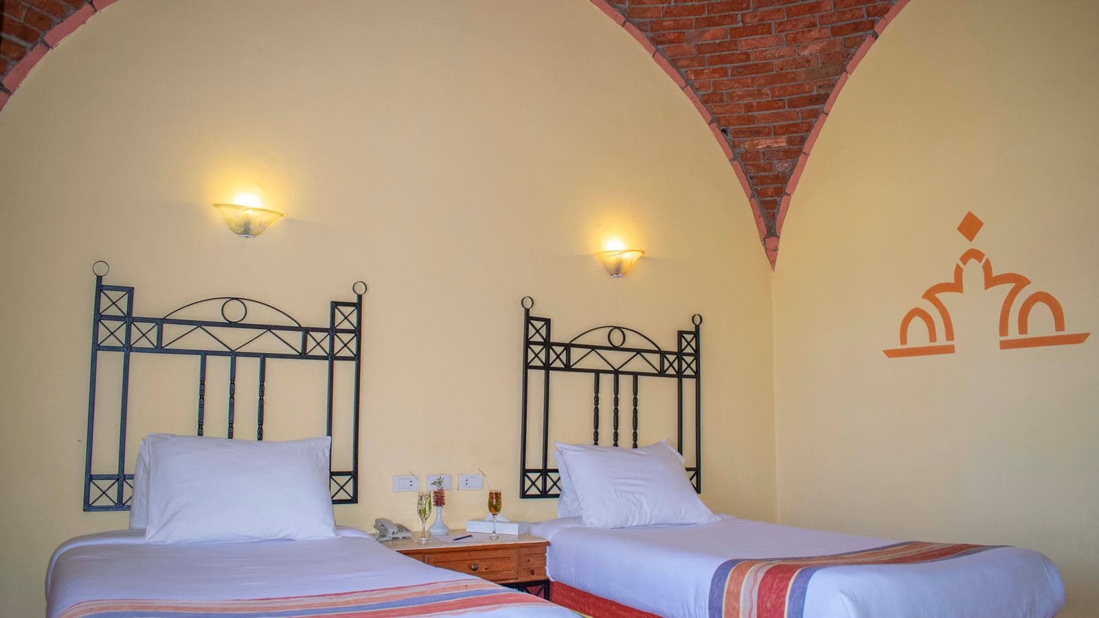 rooms-standard-room-garden-view