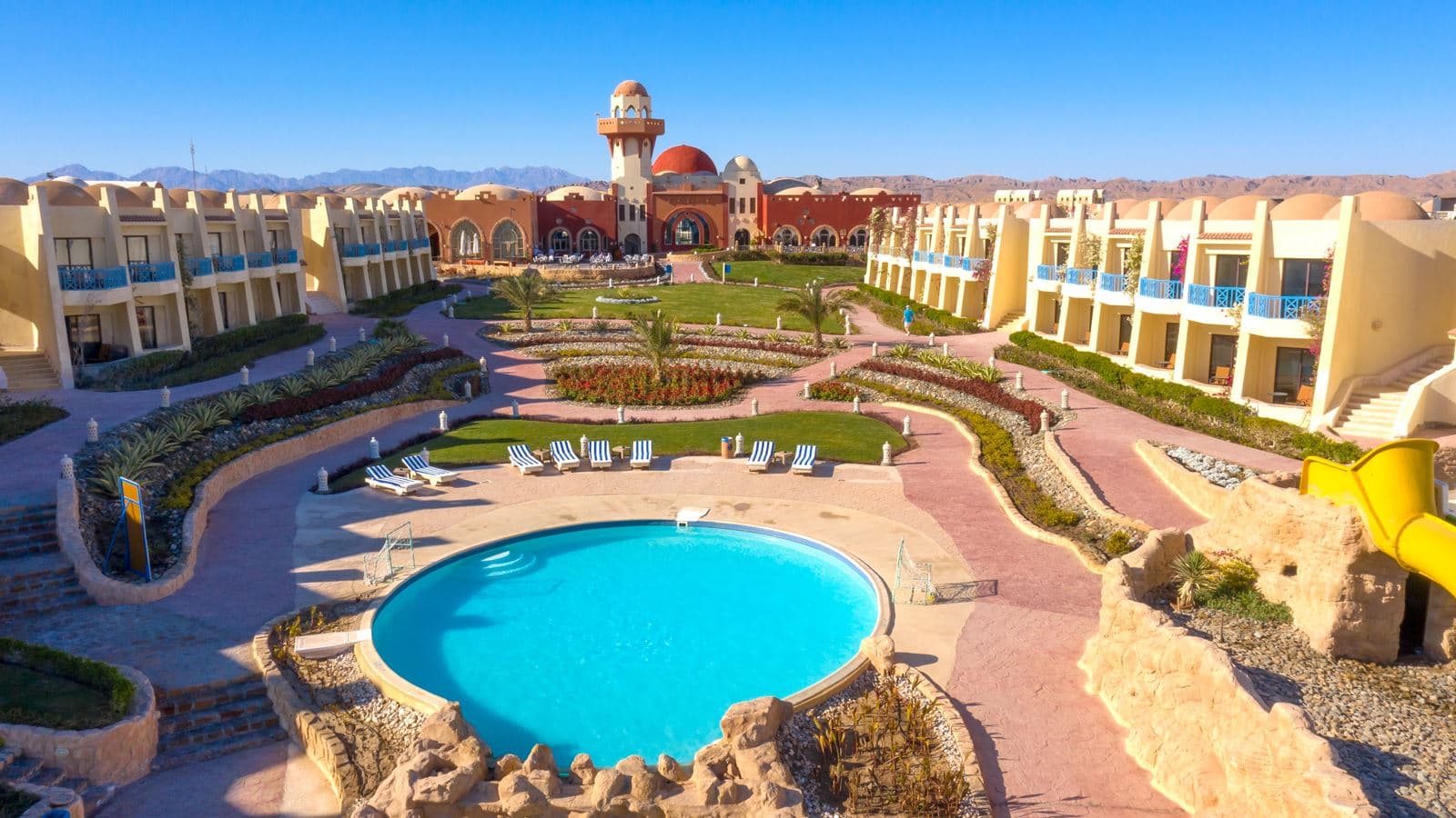 pools-outdoor-pool