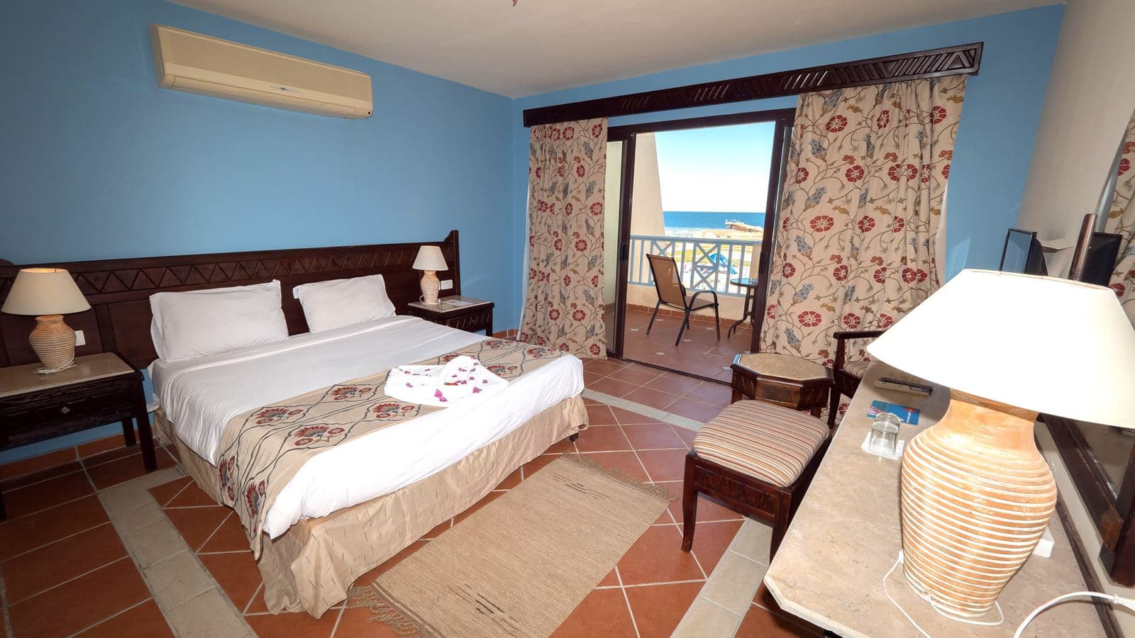 rooms-family-room