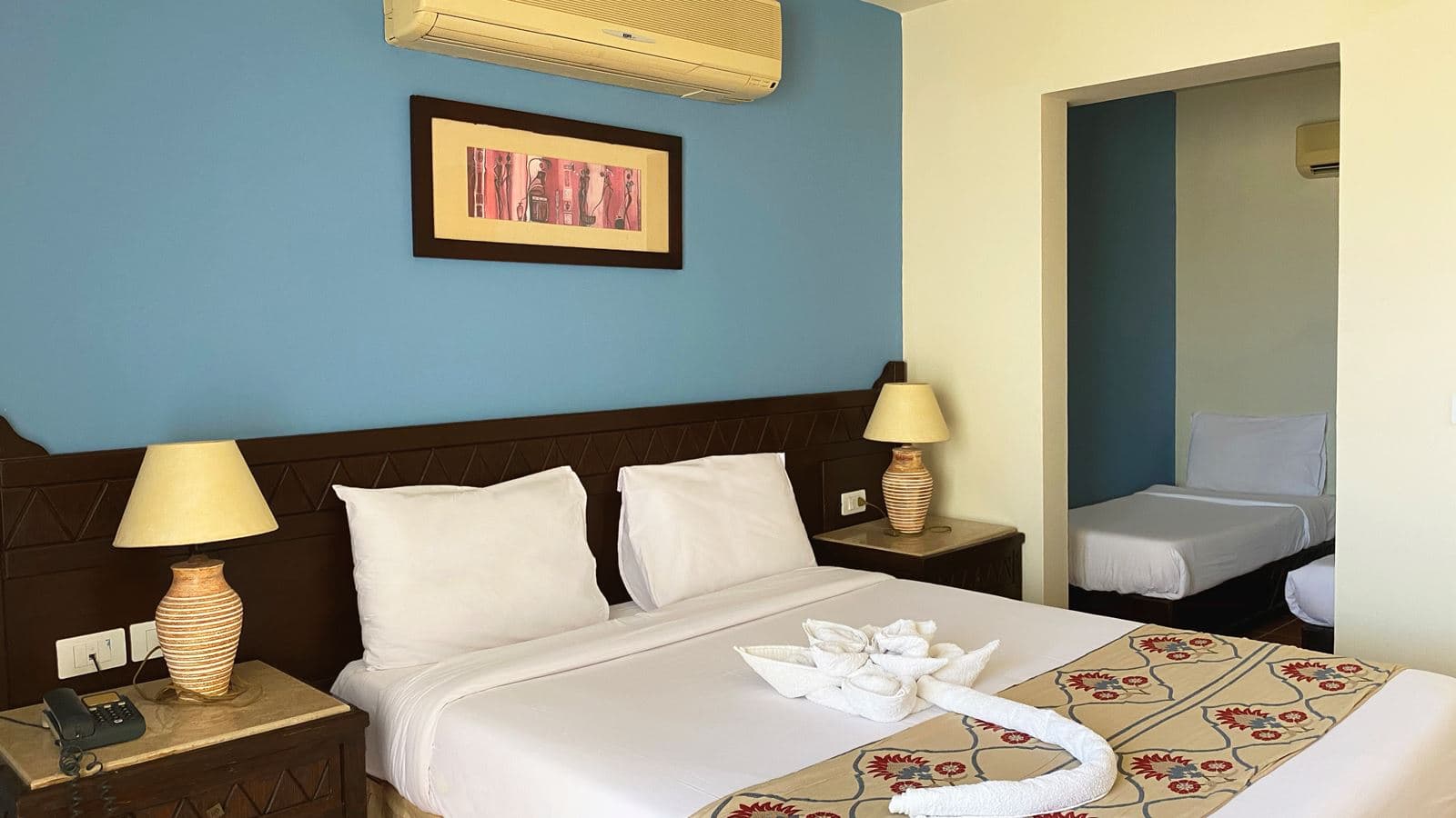rooms-family-room
