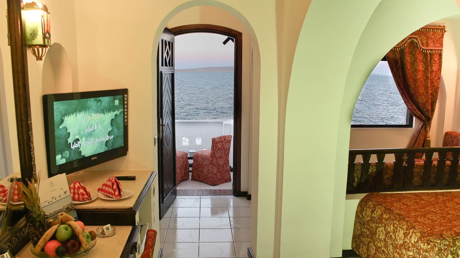 rooms-room-standard-seaview