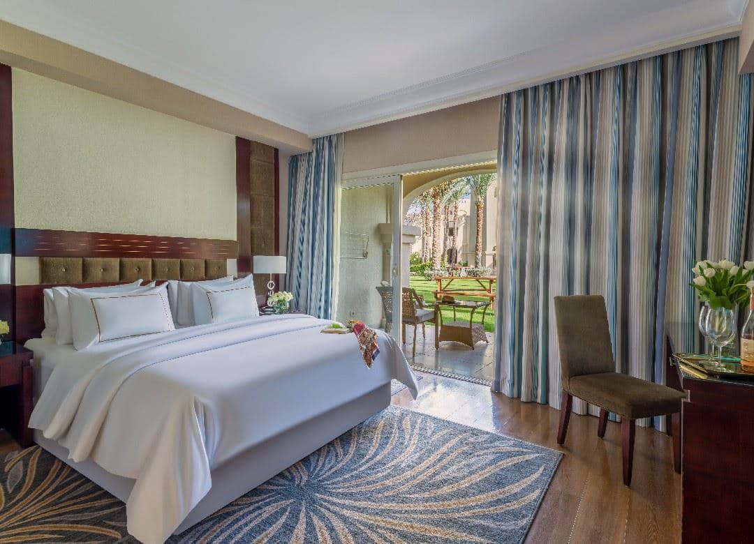 rooms-family-room
