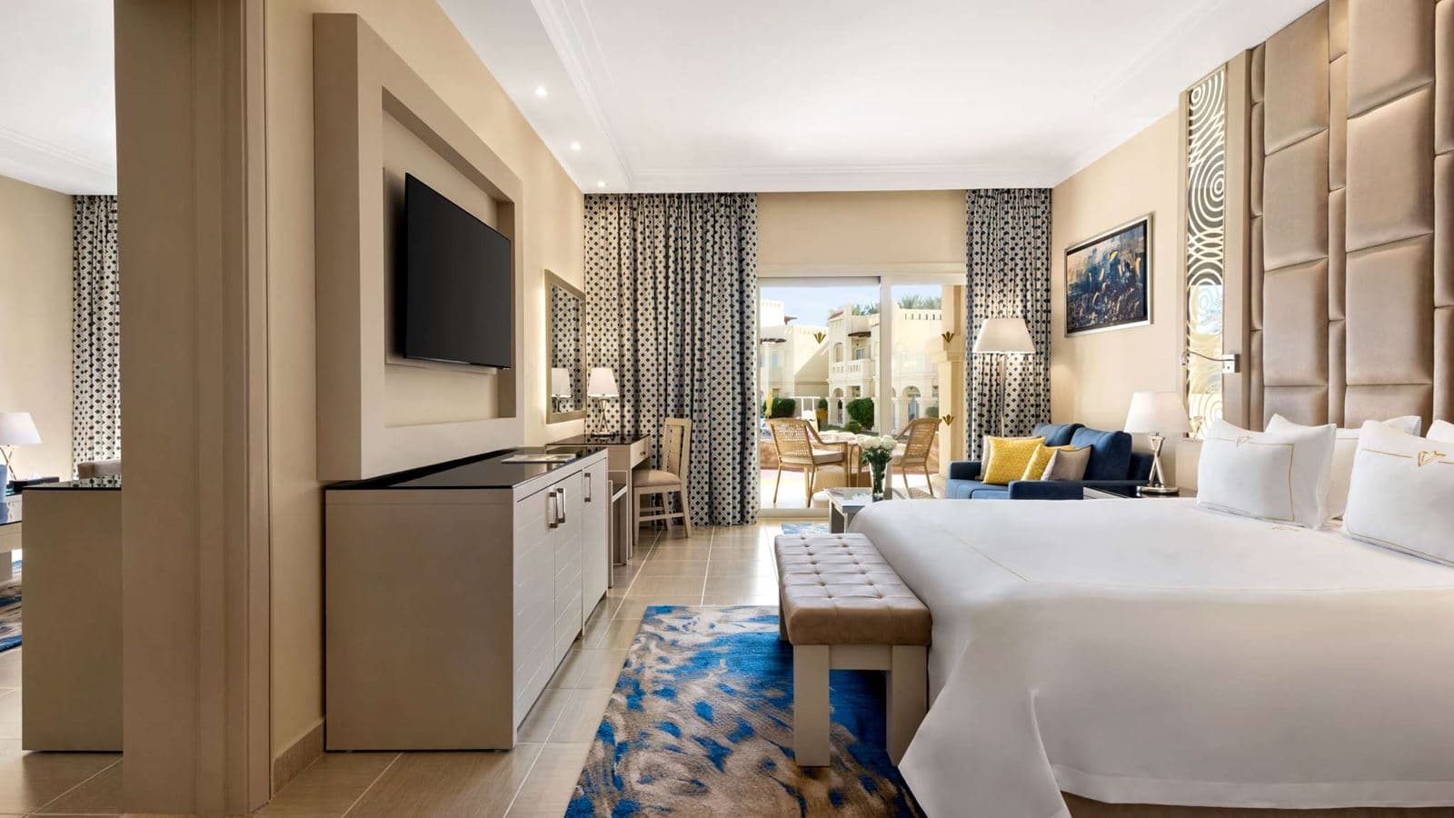 rooms-senior--suite