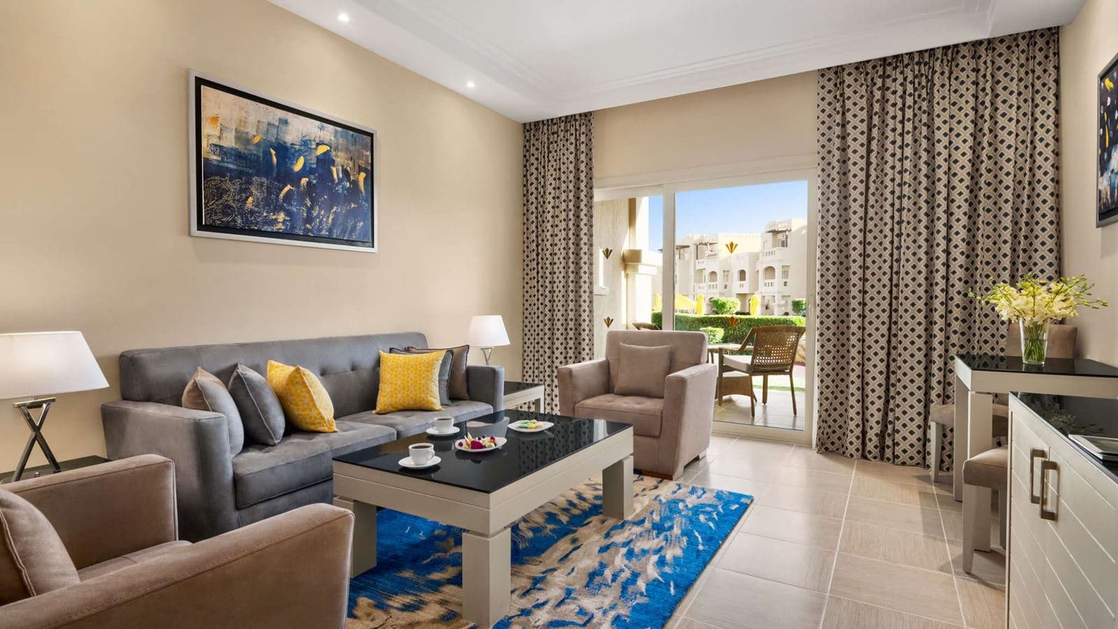 rooms-senior--suite