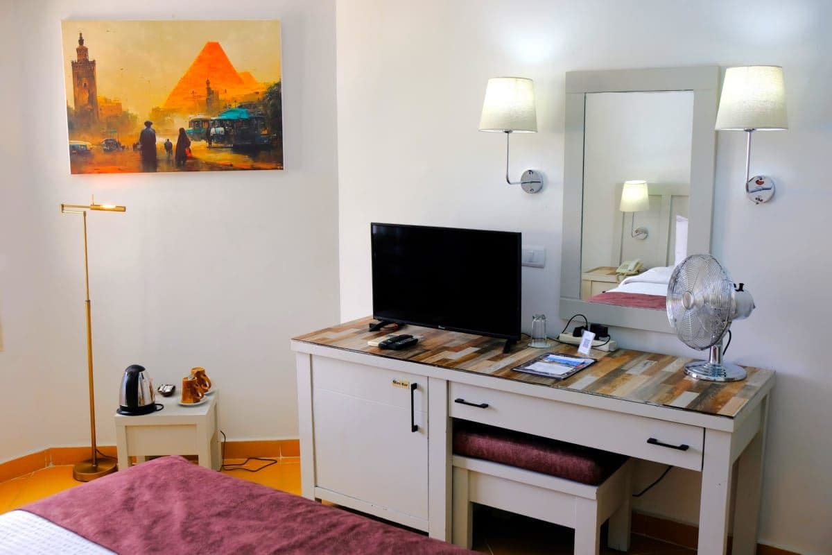 rooms-standard-room