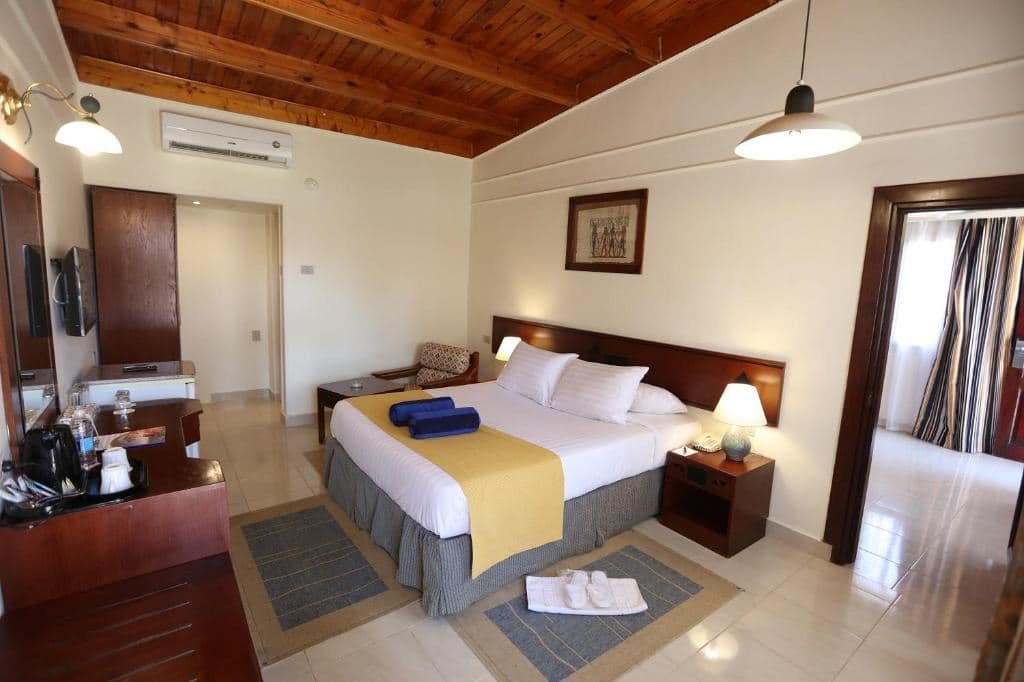 rooms-sinai-suit