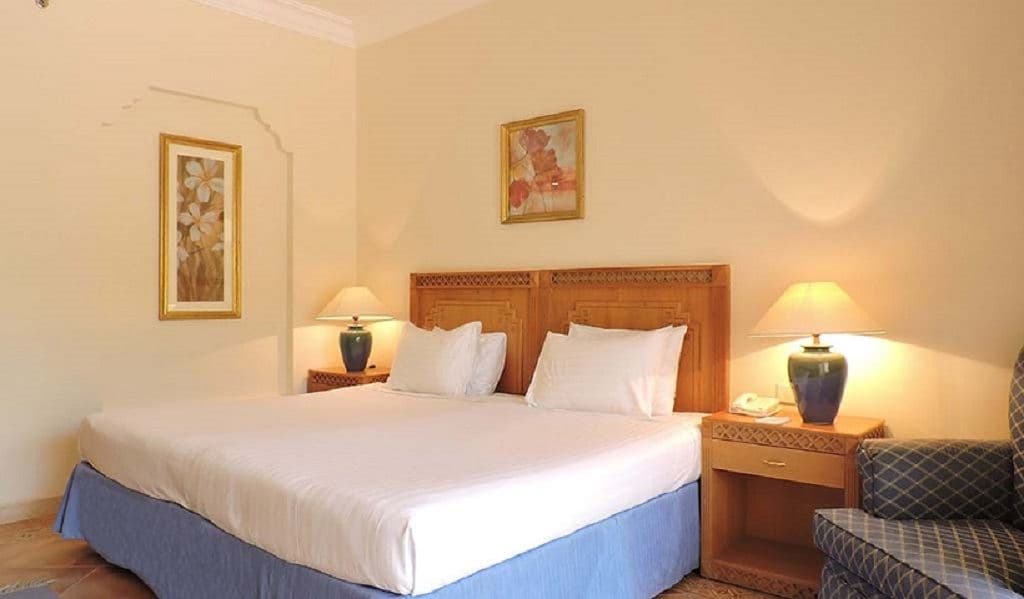 rooms-standard-room-gardenview