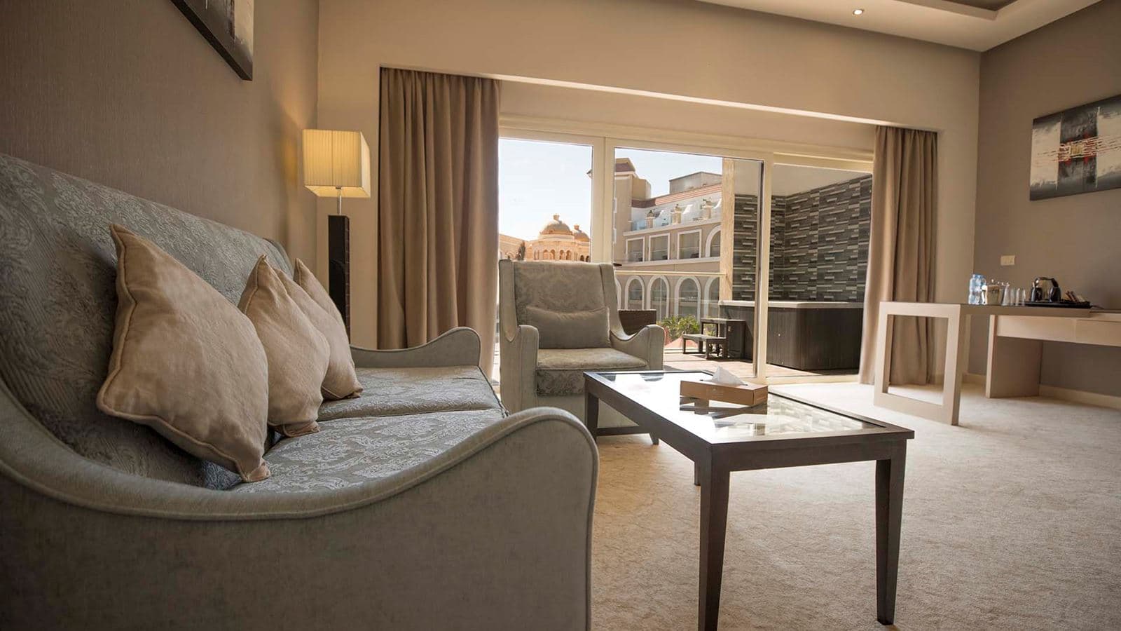 rooms-jacuzzi-suite
