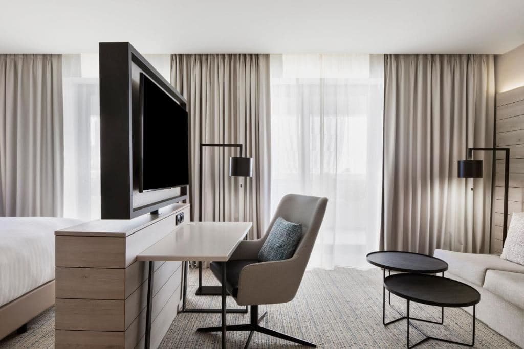 rooms-dbl-junior-suite