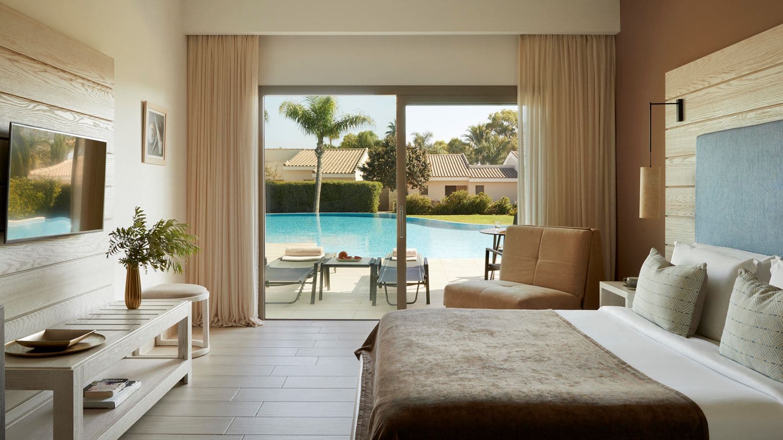 rooms-standard-bungalow--swim-up