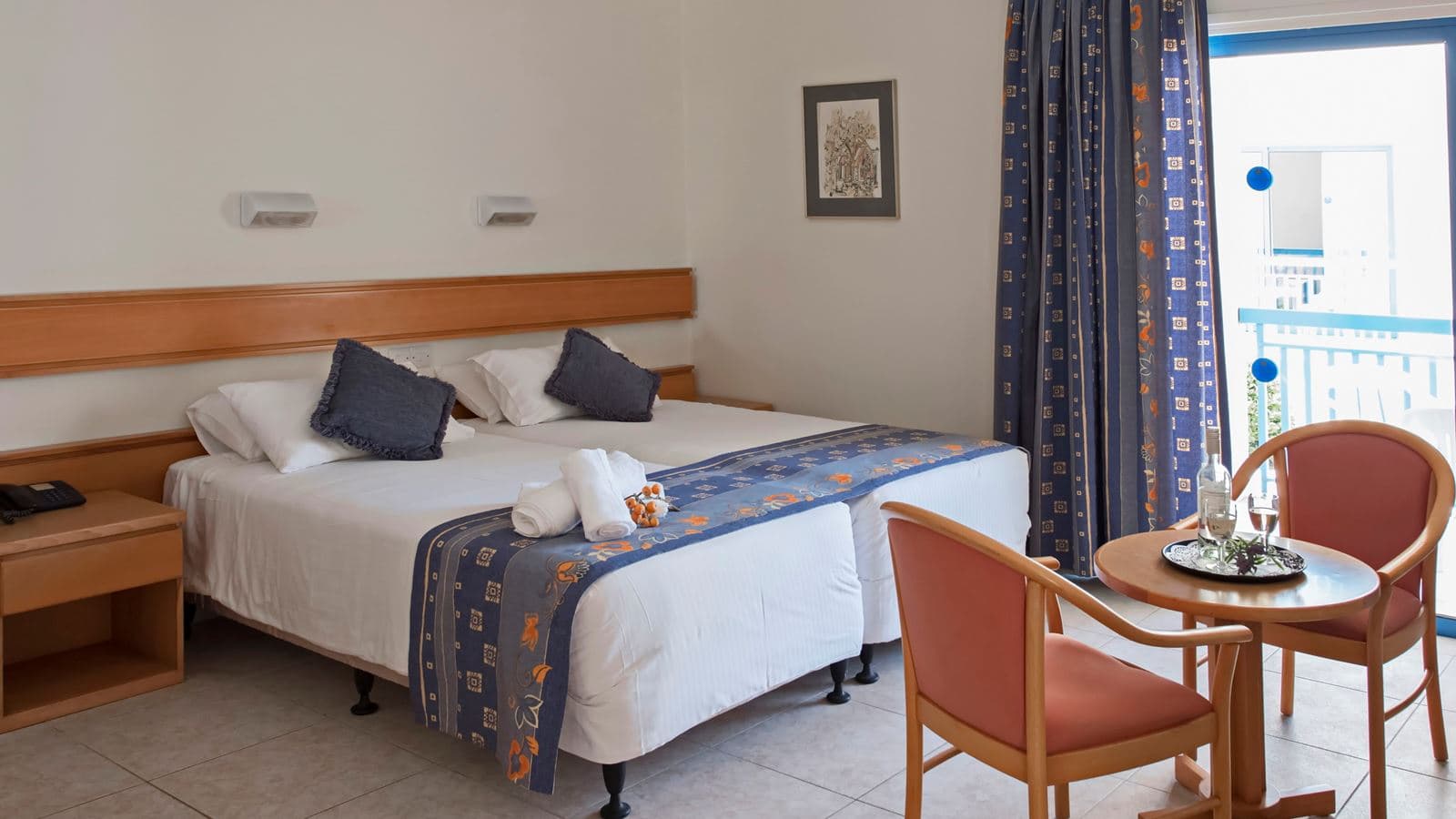 rooms-singleuse-standard-room-balcony