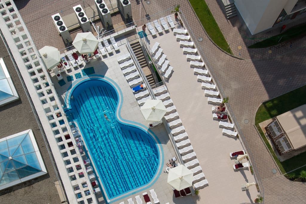 pools-outdoor-pool
