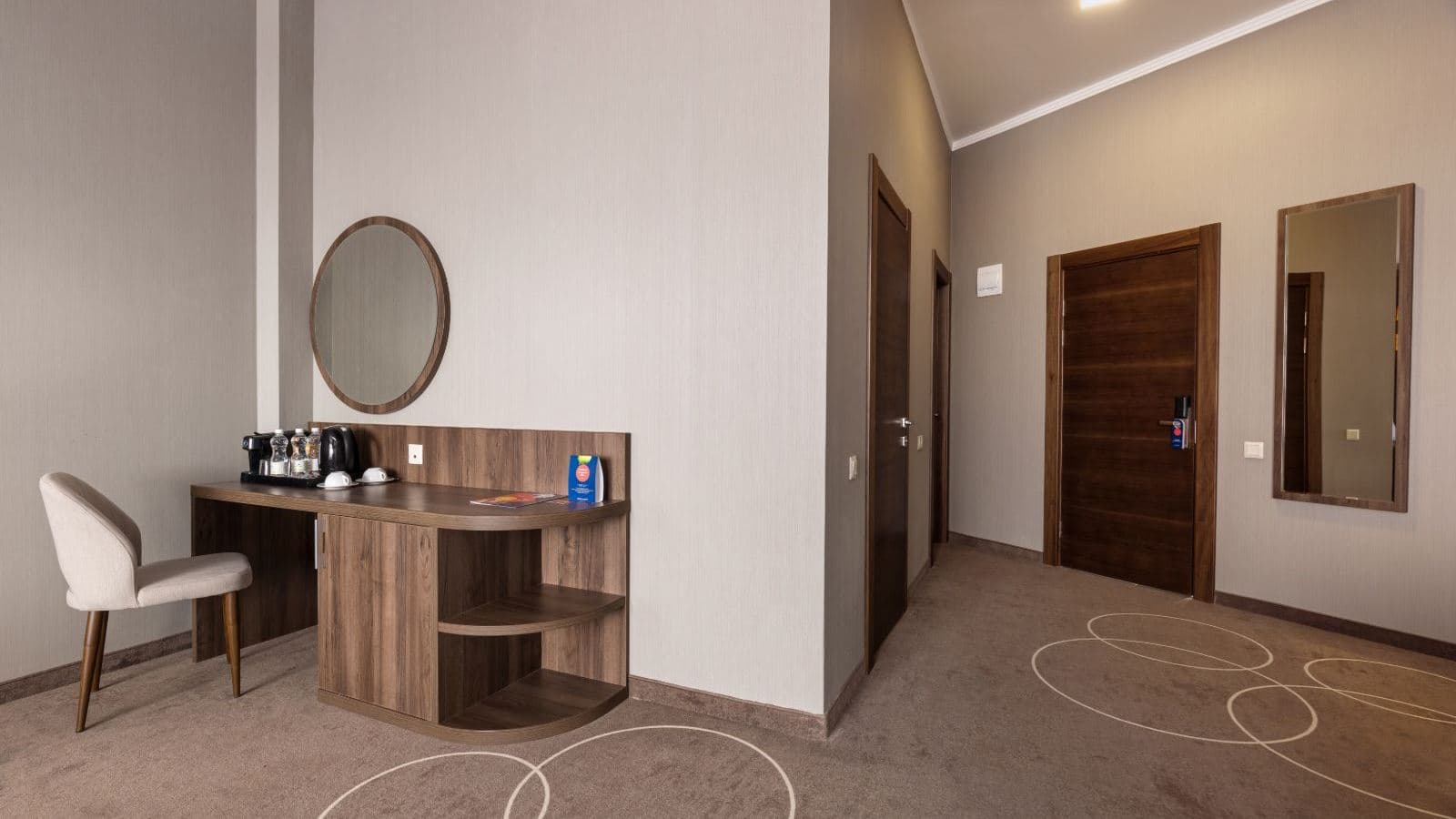 rooms-king-suite