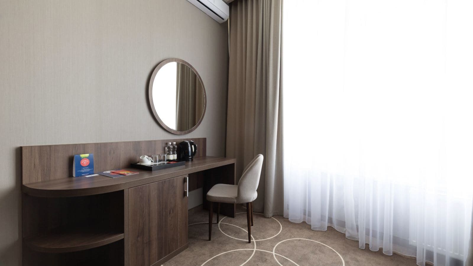 rooms-room-junior