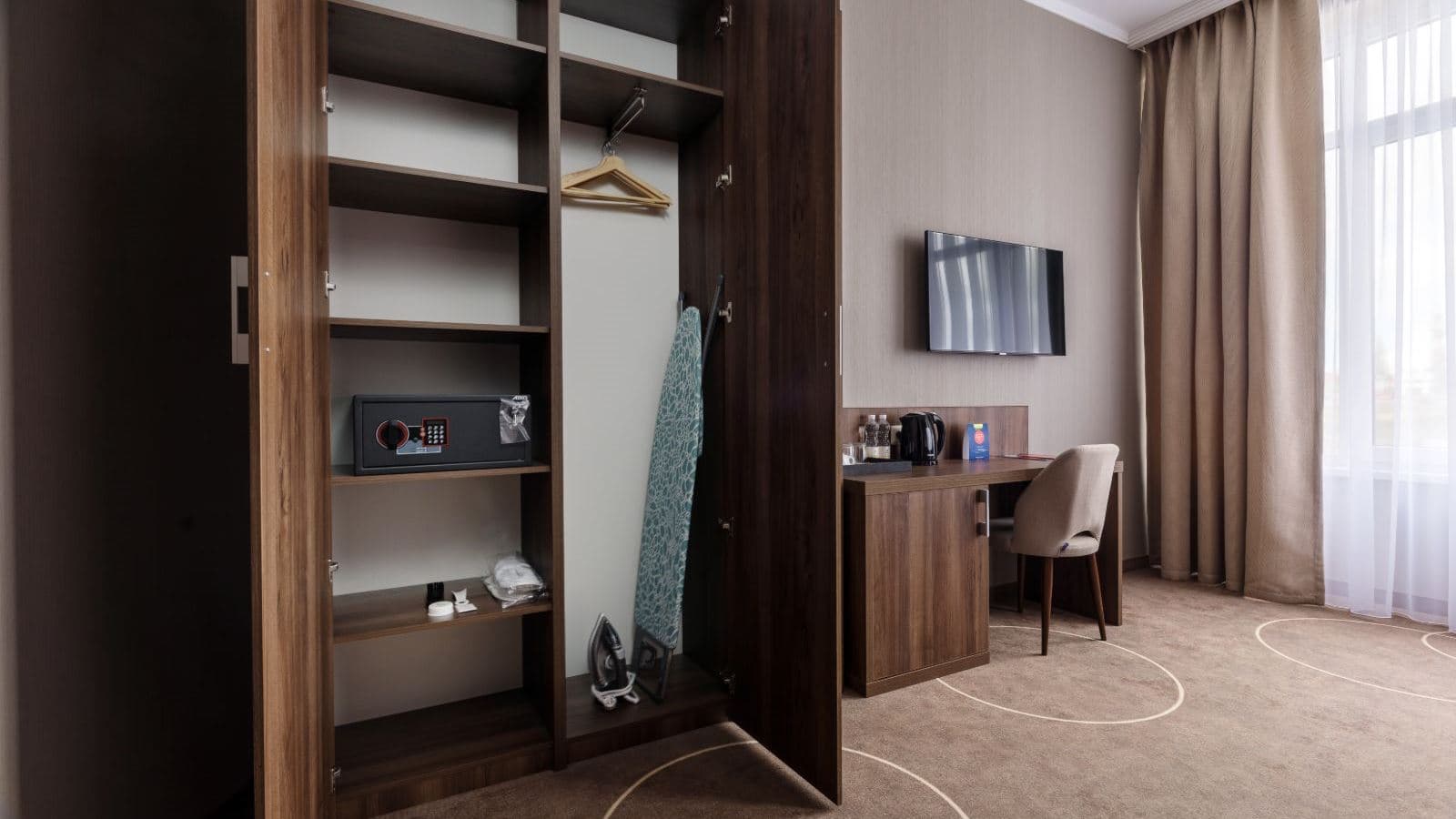 rooms-room-standard