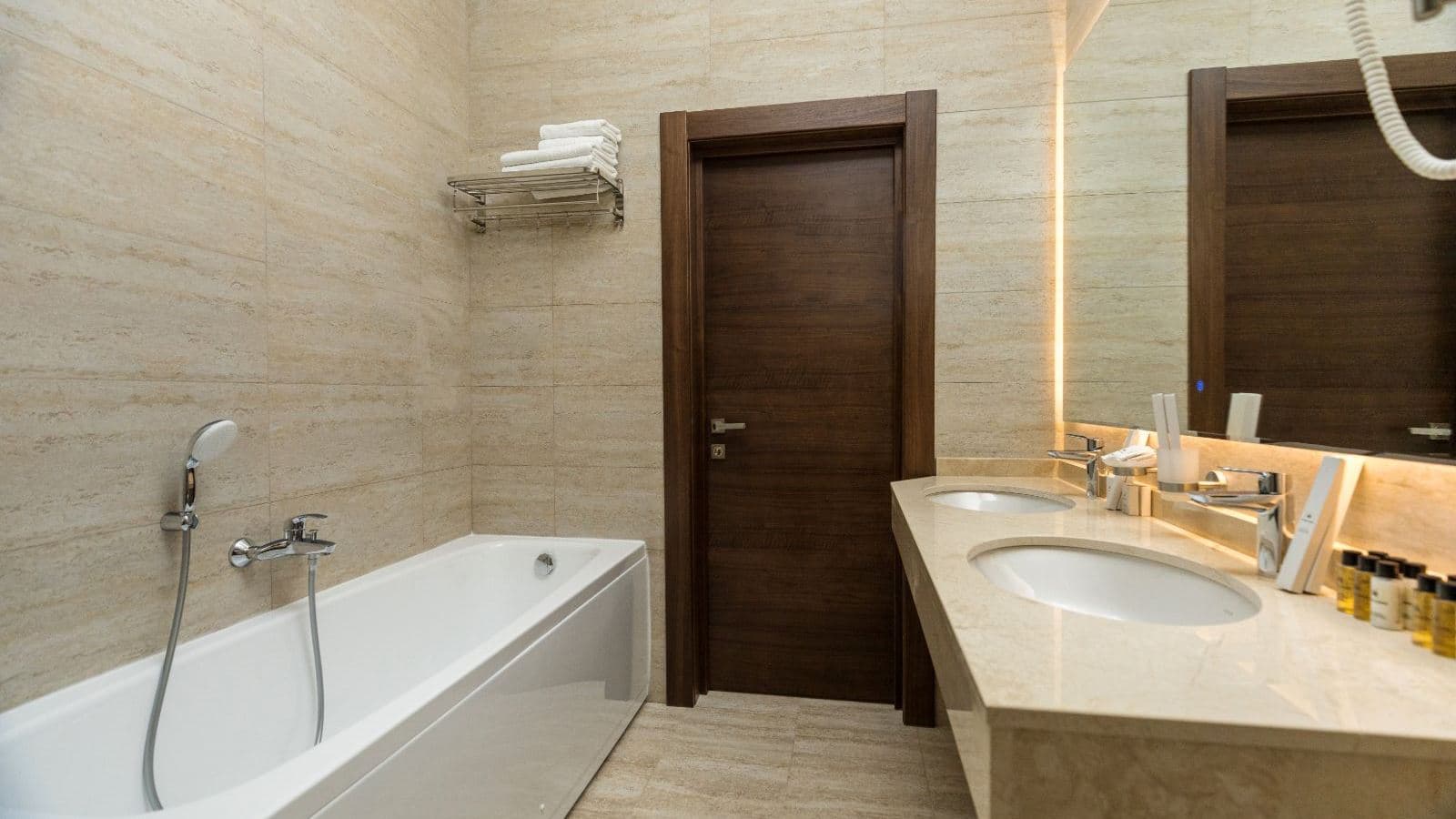rooms-suite-2-rooms