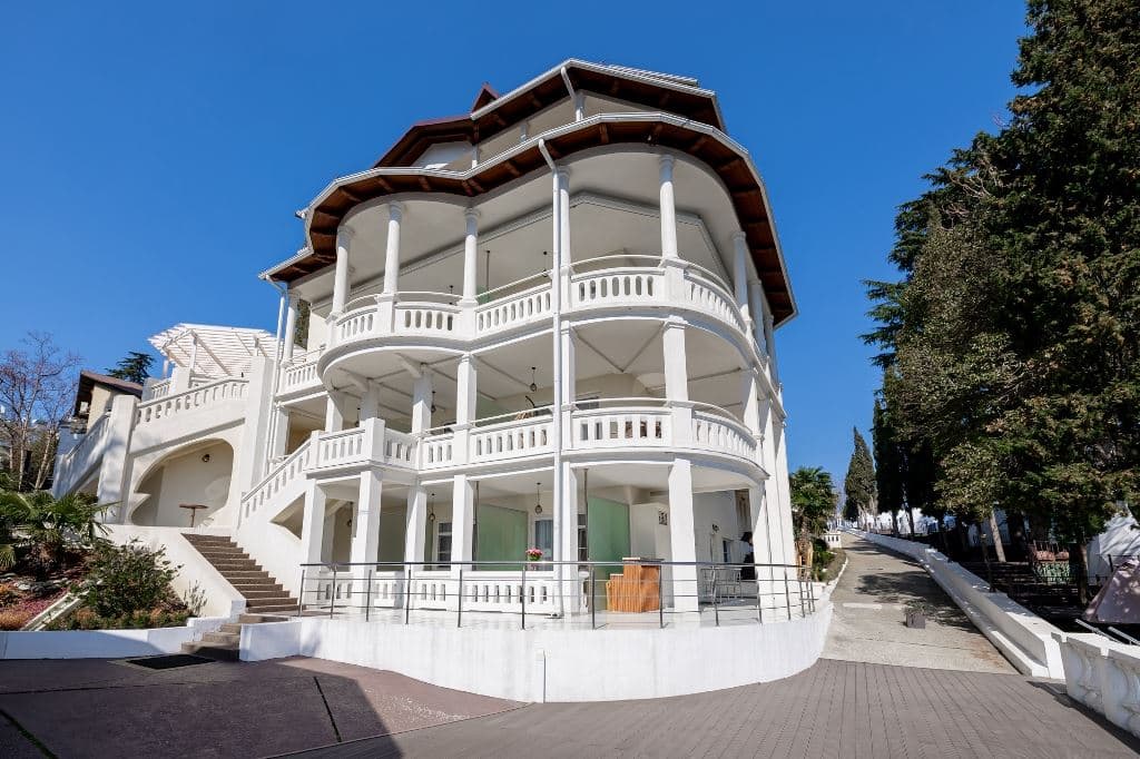 general-main-building