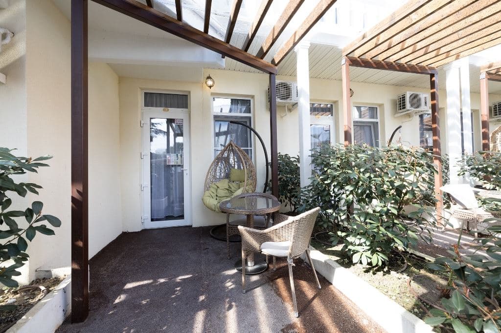 rooms-standart-balcony-terrace