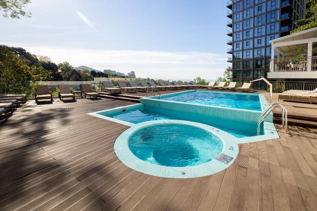 pools-outdoor-pool
