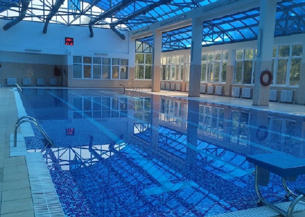 pools-indoor-pool