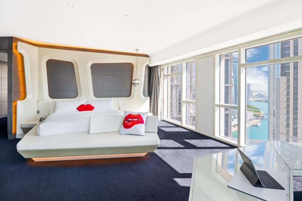 rooms-king-mega-suite