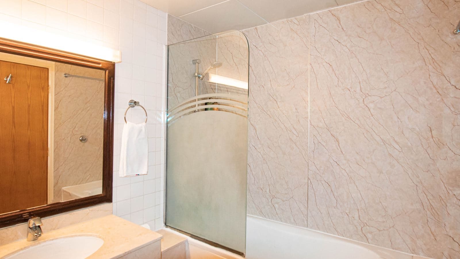 rooms-premium-room