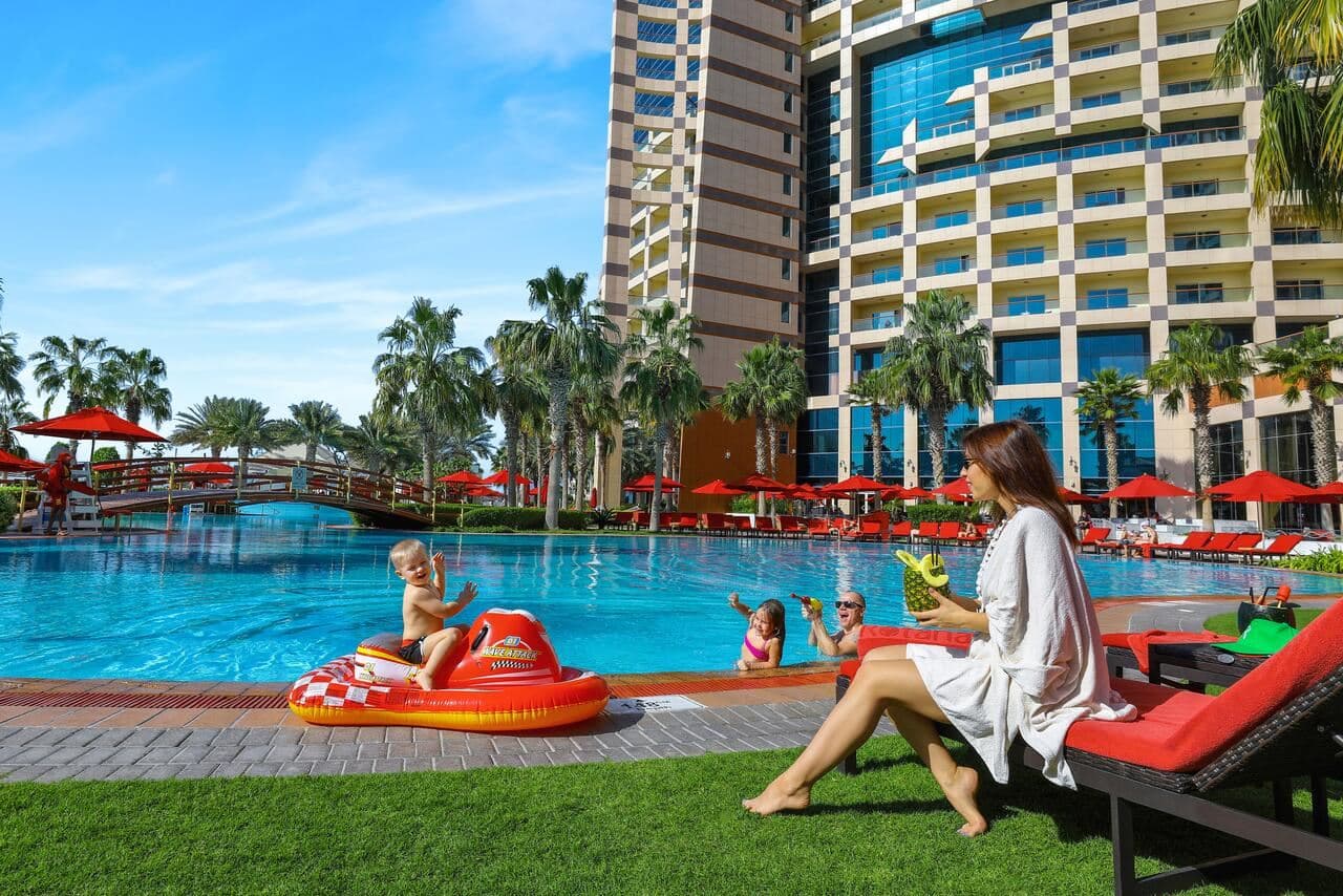 pools-outdoor-pool