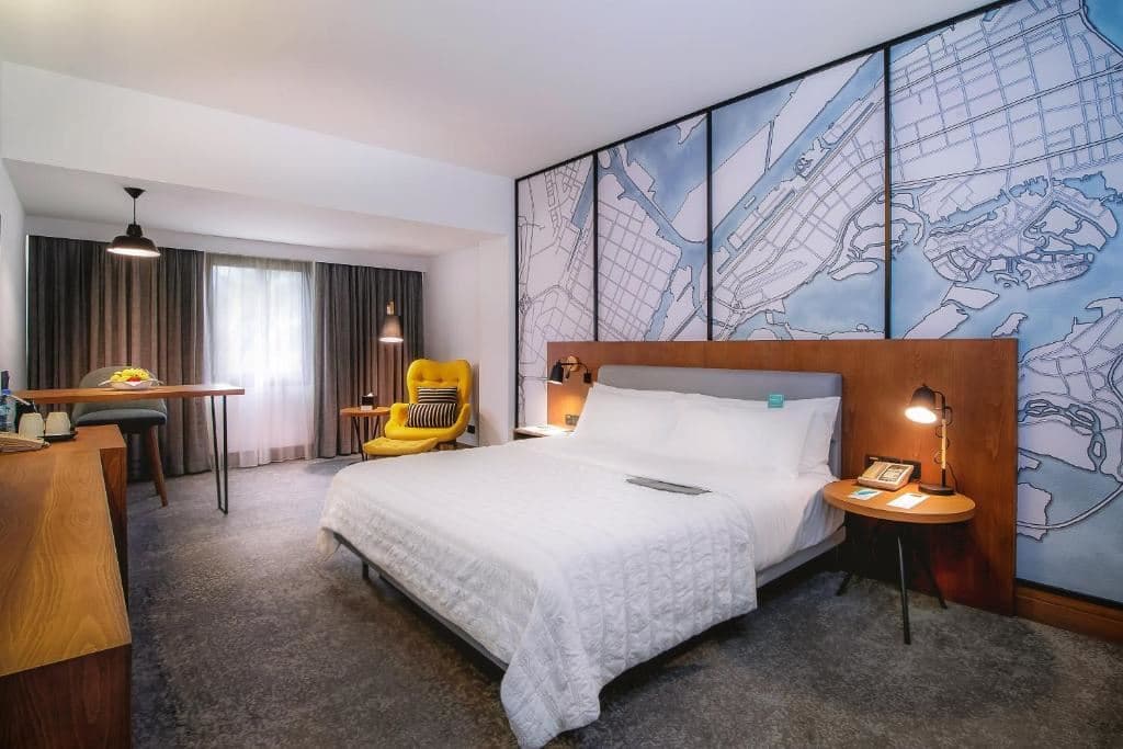 rooms-family-room