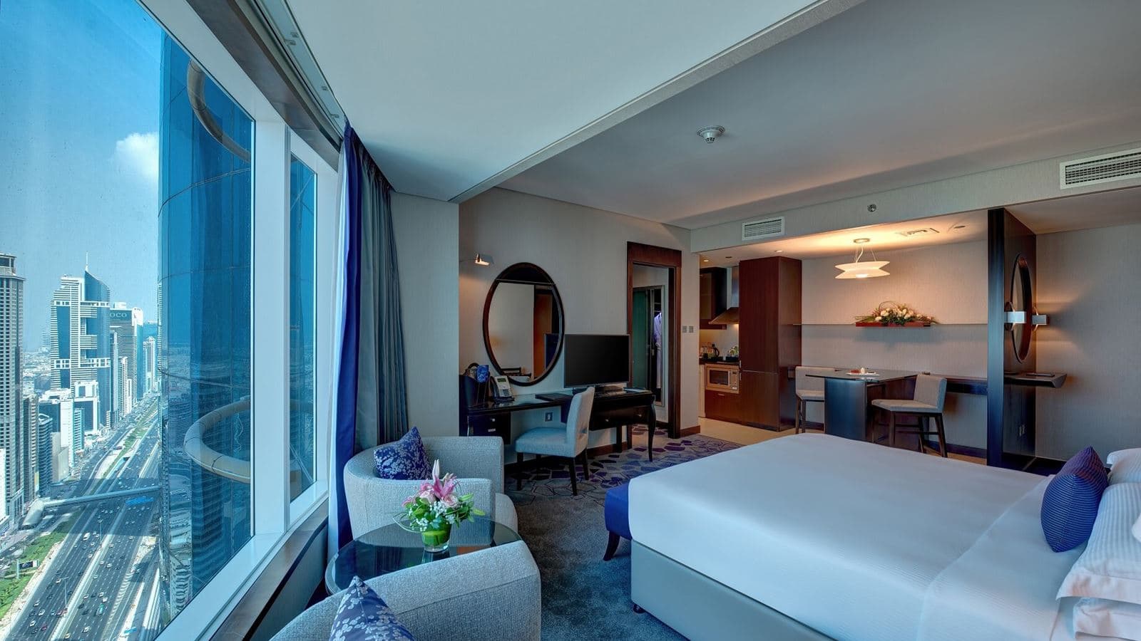 rooms-spacious-room