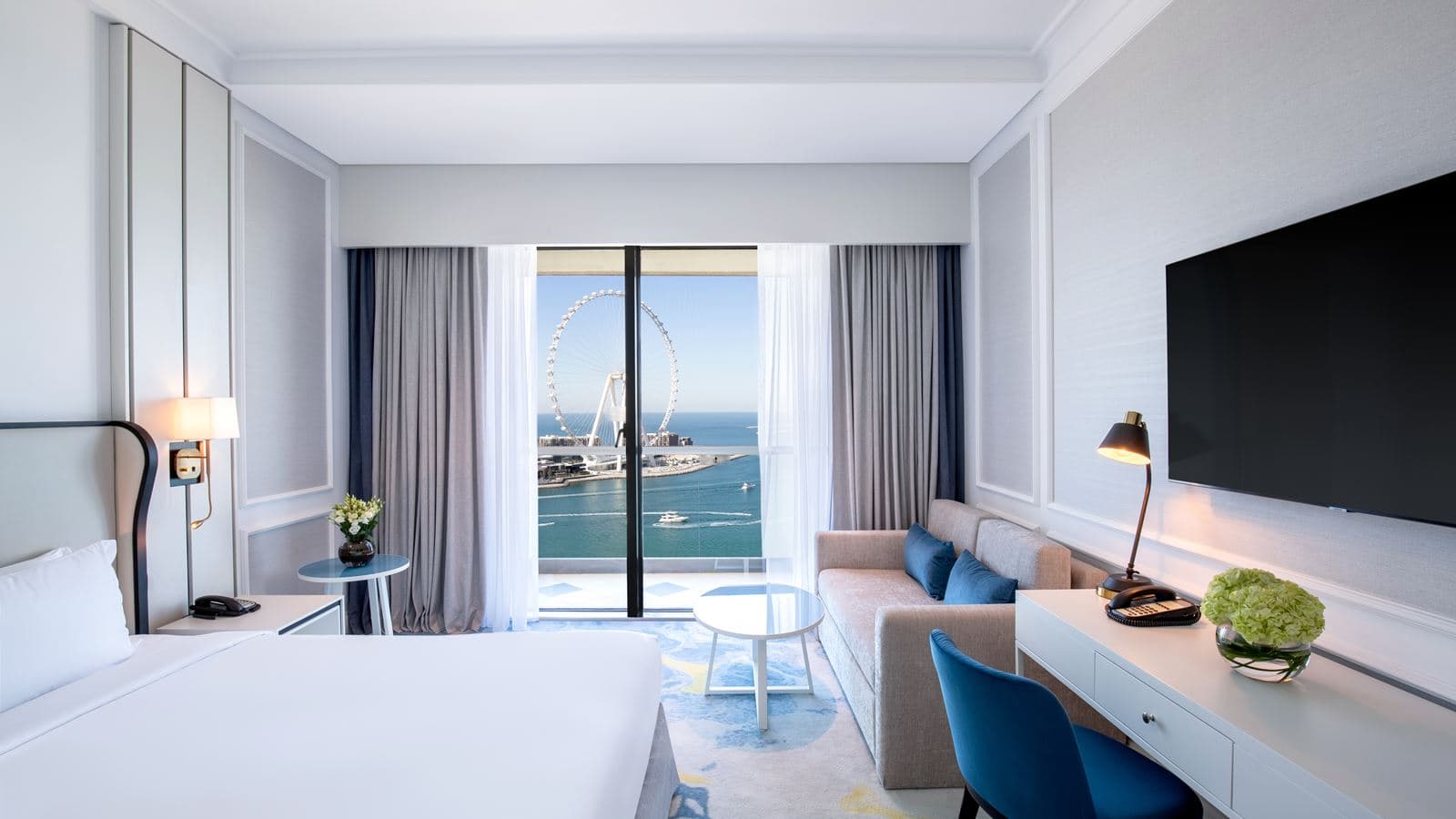 rooms-luxury-room