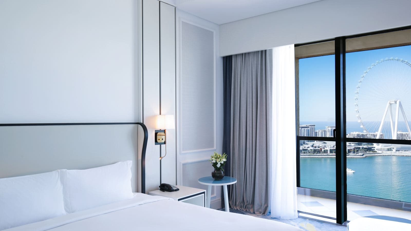 rooms-luxury-room