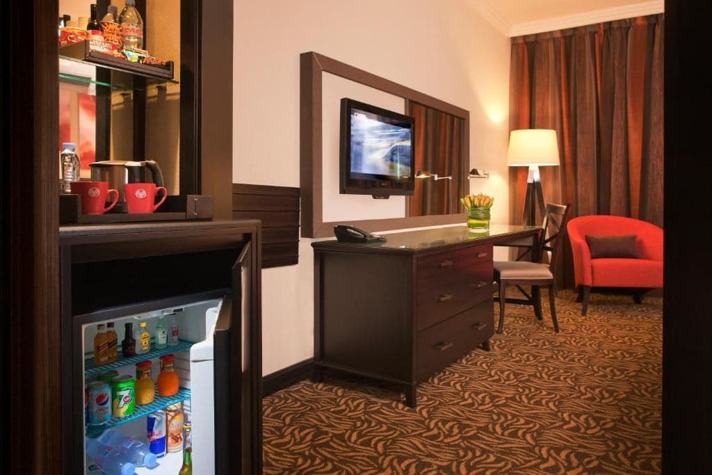 rooms-family-room