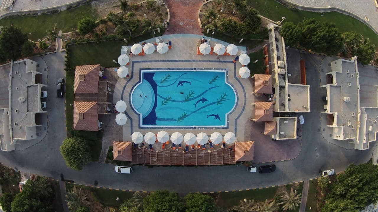 pools-outdoor-pool