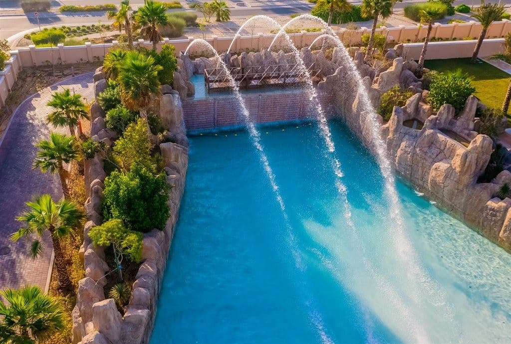 bars-aqua-bar