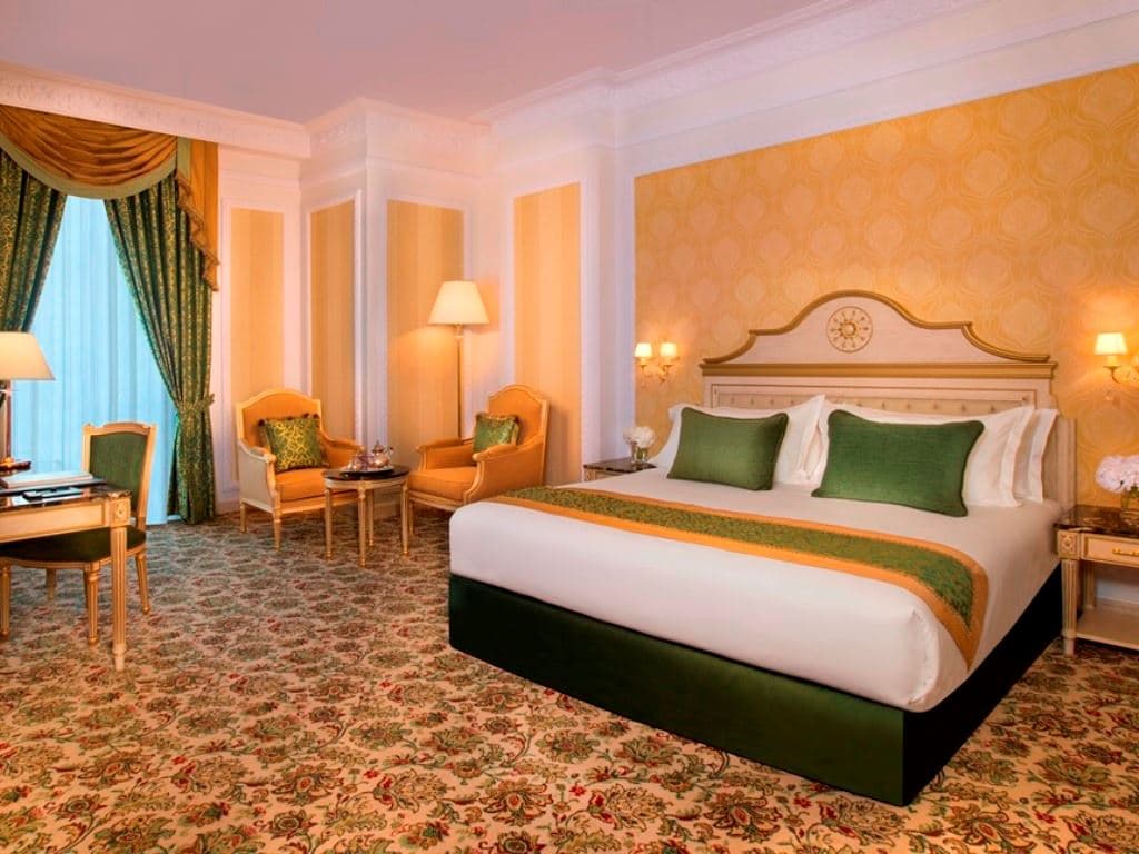 rooms-grand-deluxe-room
