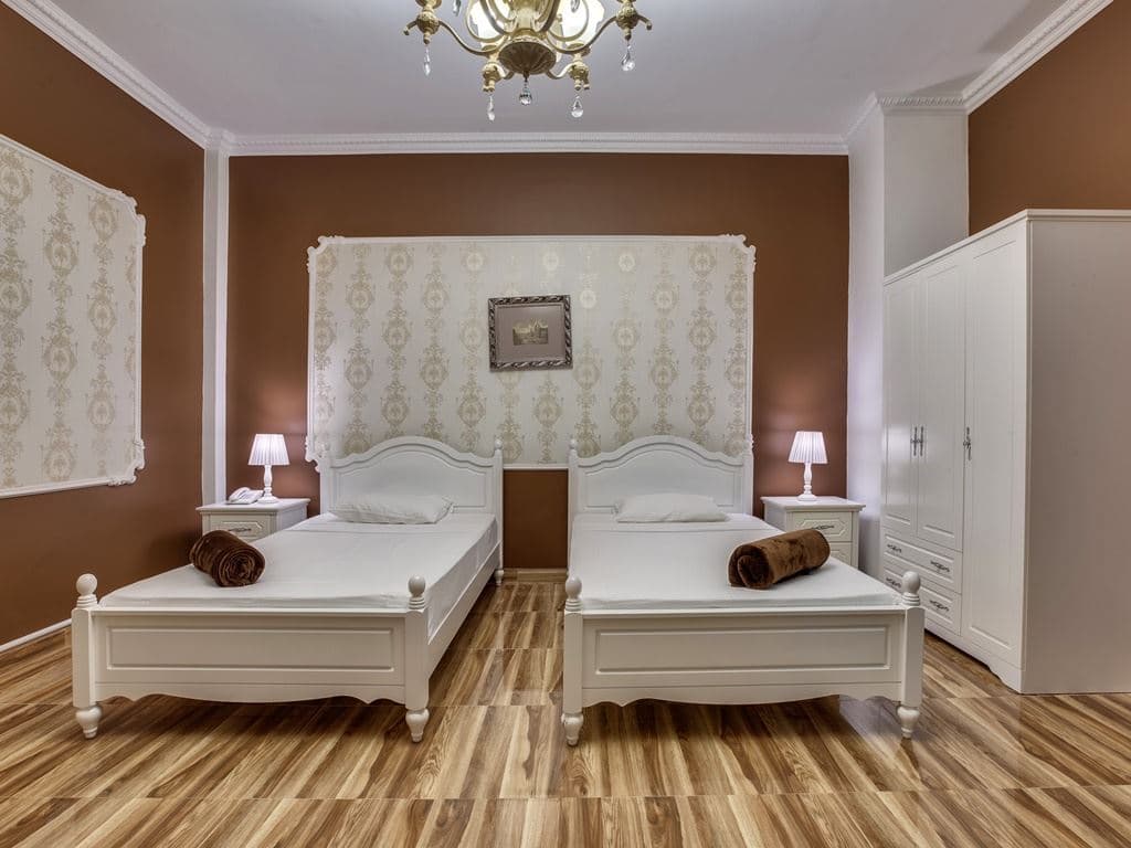 rooms-standard-room