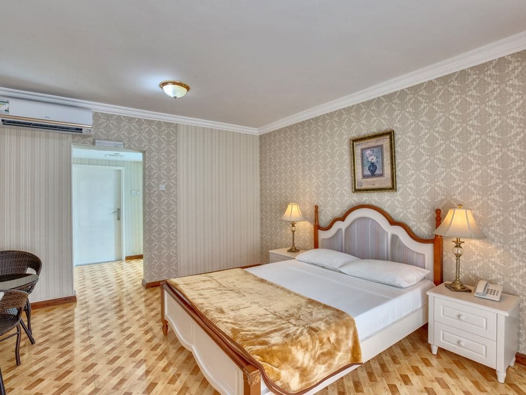 rooms-standard-room
