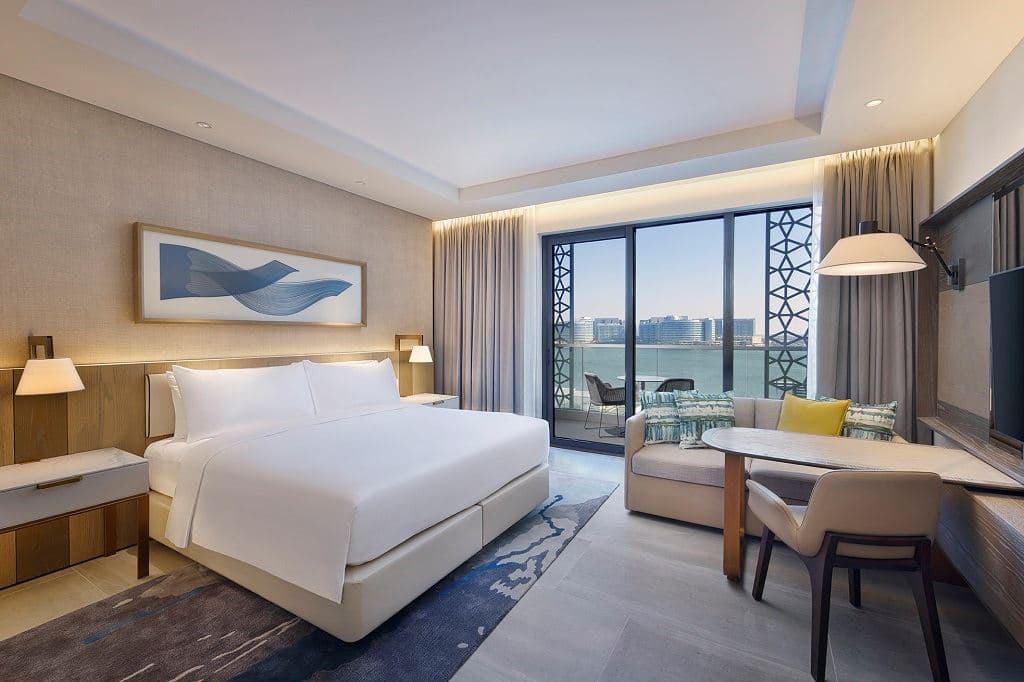 rooms-king-deluxe-room-with-bay-view