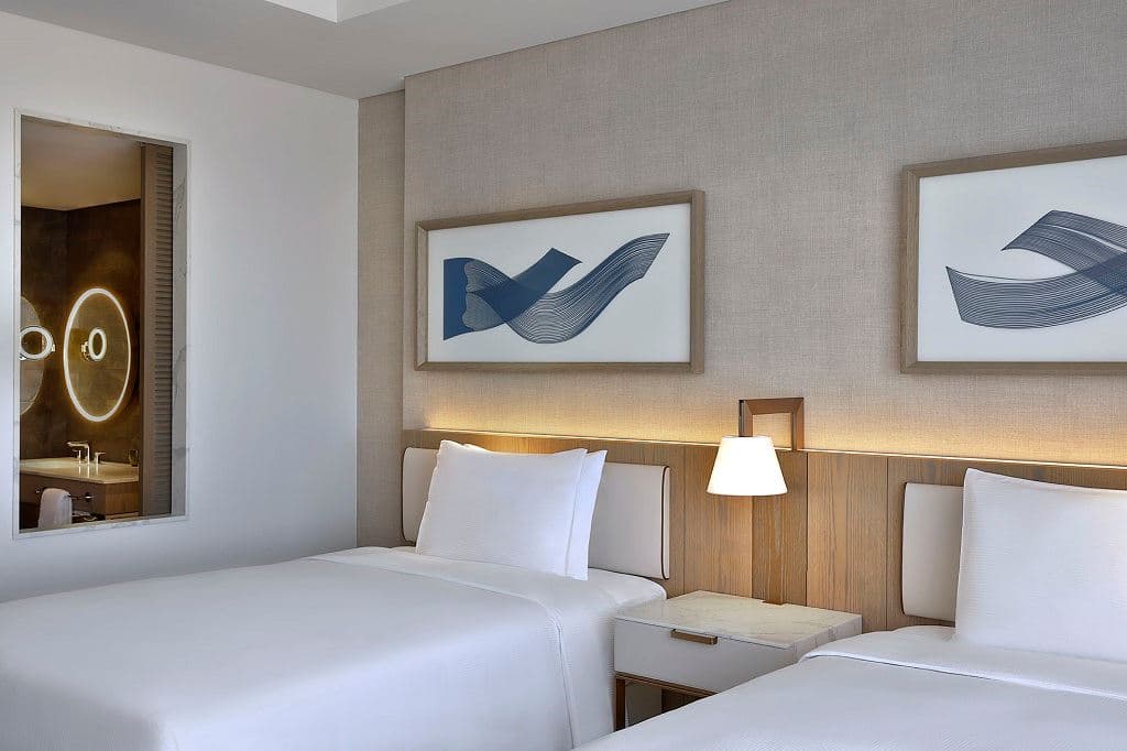 rooms-two-double-beds-one-bedroom-suite