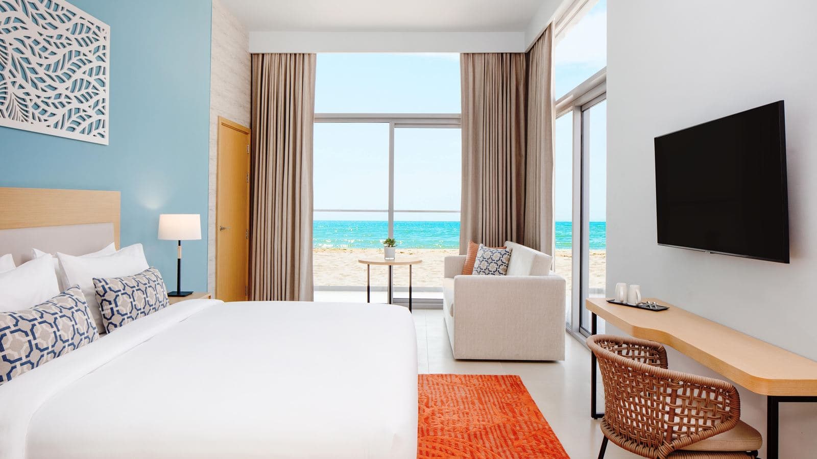 rooms-superior-room-sea-view-king