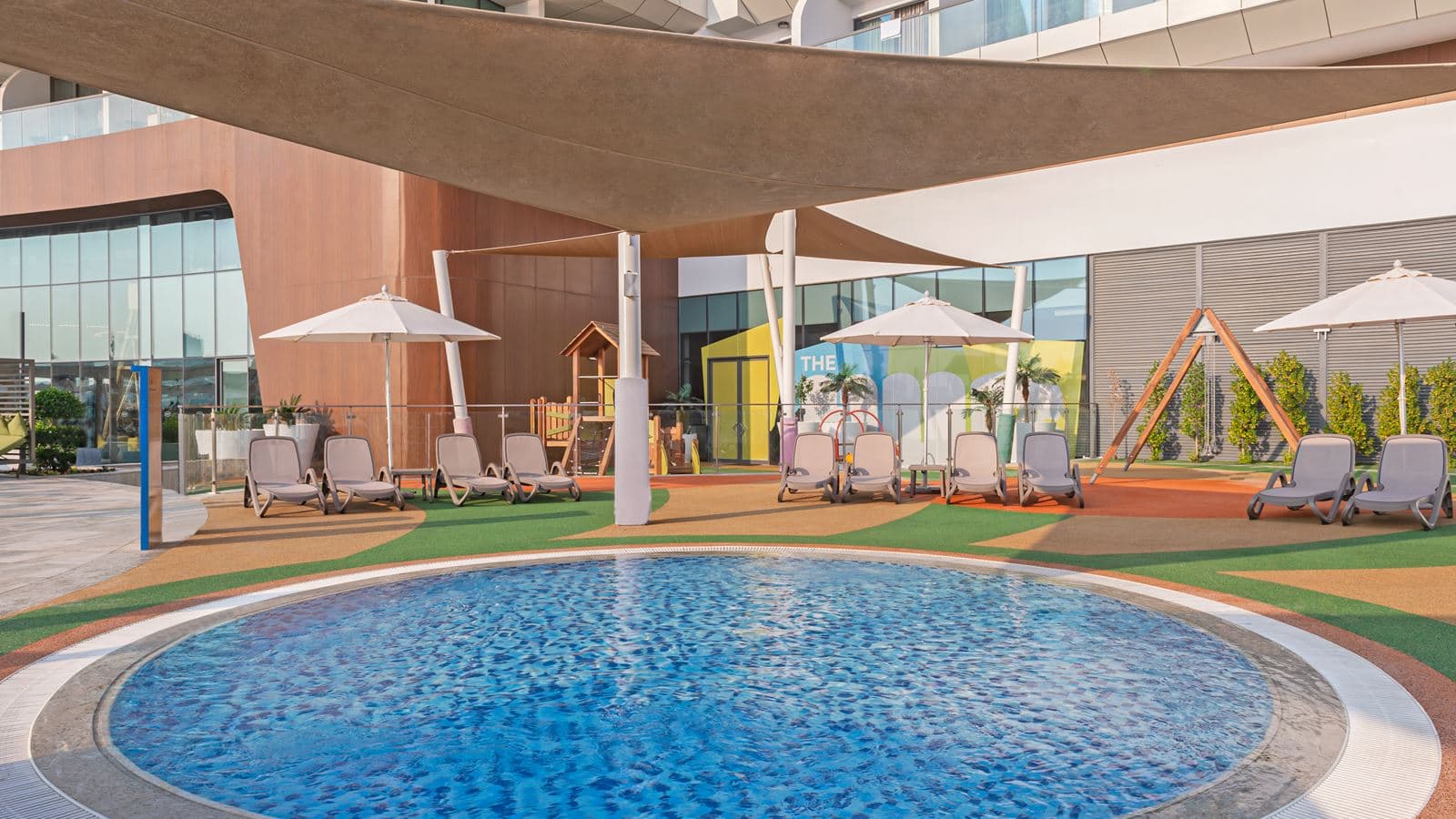 pools-outdoor-childrens-pool