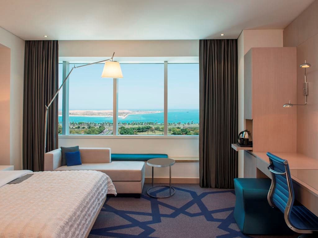 rooms-deluxe-room
